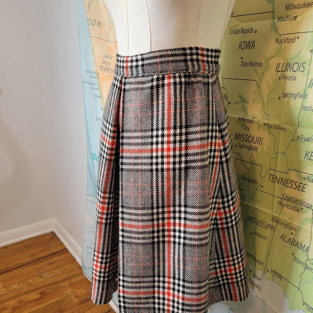 Vintage Red And Black Wool Plaid Women's A Line Skirt - Picture 3 of 12